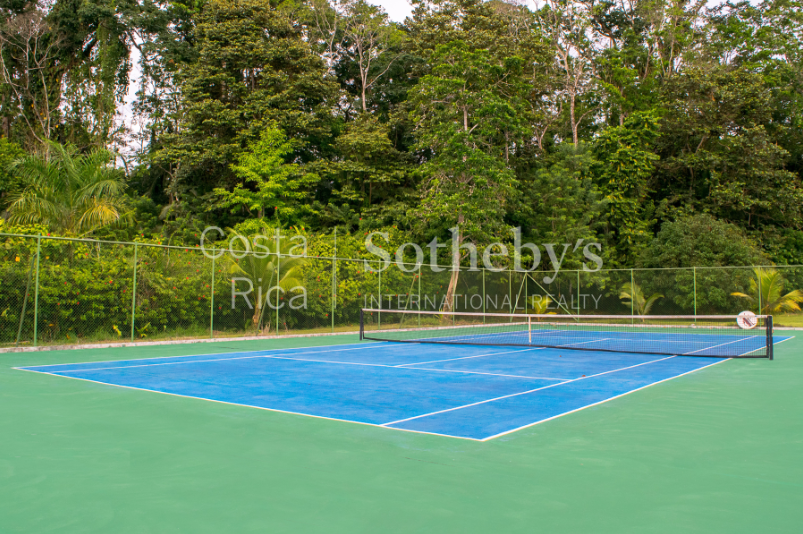 4-home-5-acre-investor-rental-compound-with-tennis-court-and-pools-Costa-Rica-Ushombi-18