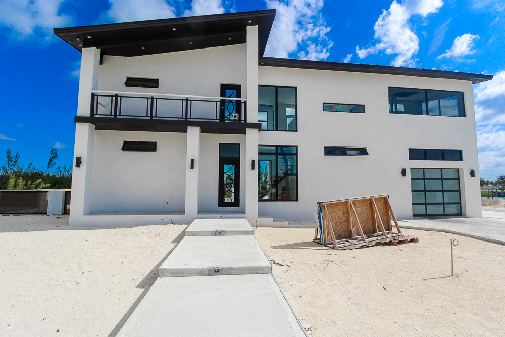 spacious-modern-3-bedroom-estate-grand-bahama-freeport-bahamas-ushombi-2