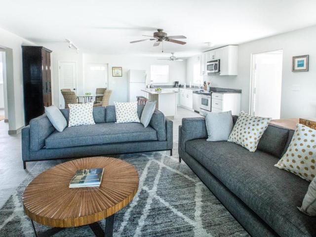 14-Waterview-Street-Providenciales-Turks-and-Caicos-Ushombi-5