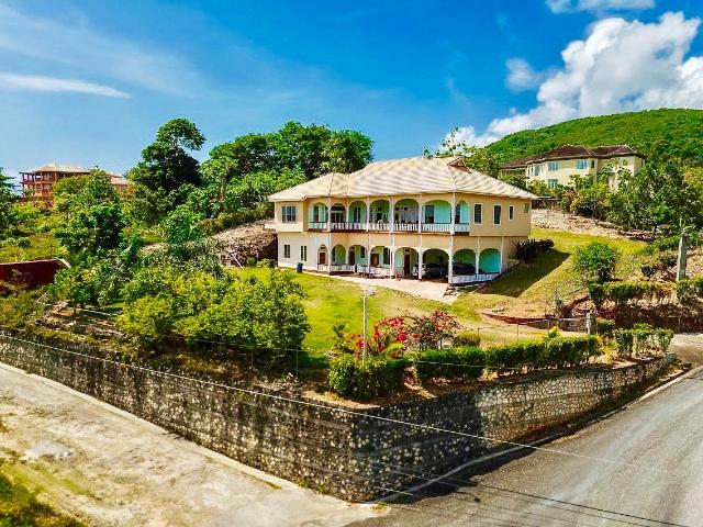 4-bedroom-house-for-sale-in-portland-jamaica-ushombi-1