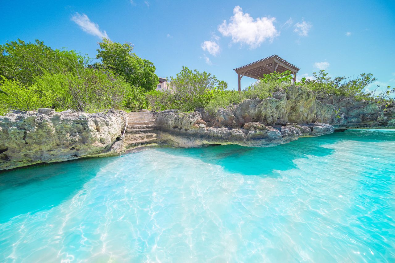 Turks-and-Caicos-Ushombi-Caribbean-Real-Estate
