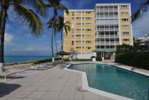 conchrest-cable-beach-4b-new-providence-paradise-island-bahamas-ushombi-2