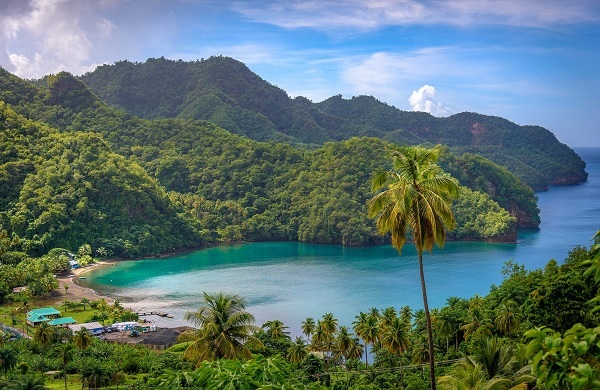 St.-Vincent-and-the-Grenadines-beaches-caribbean-real-ushombi