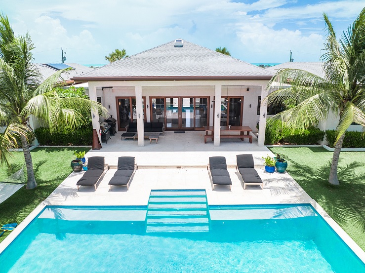24-dolphin-lane-in-turks-and-caicos