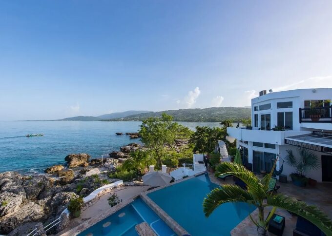 amedis-villa-in-jamaica
