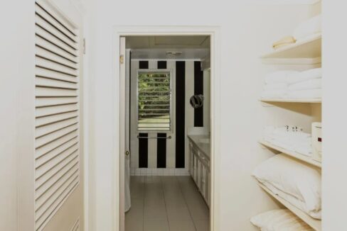 the-retreat-in-montego-bay-jamaica-montego-bay-jamaica-ushombi-9