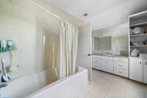 43-ridgeway-drive-nassau-bahamas-ushombi-13