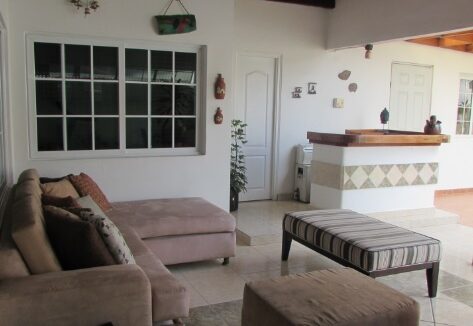beautiful-house-in-villa-de-las-fuentes-panama-city-panama-ushombi-2