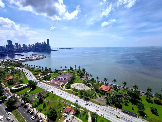 2br-rivage-tower-ocean-view-condo-panama-city-panama-ushombi