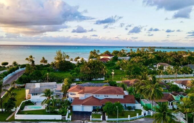 vista-marina-7-in-the-bahamas-vista-marina-west-bay-street-nassau-paradise-island-bahamas-ushombi