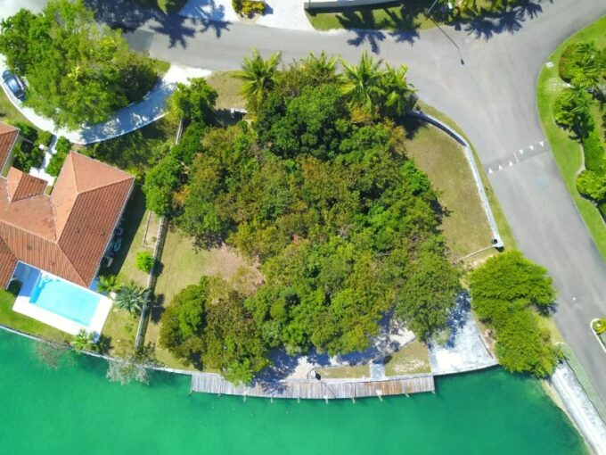 port-new-providence-lot-nassau-paradise-island-bahamas-ushombi