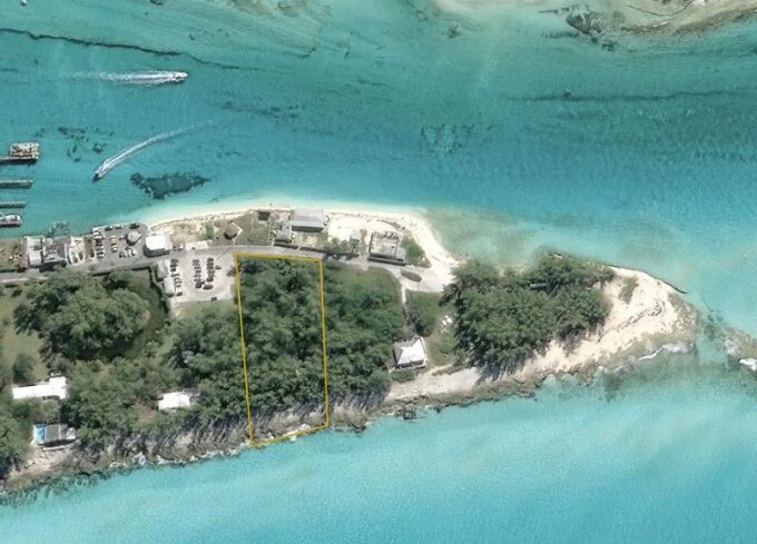 queens-highway-waterfront-lot-bimini-bahamas-ushombi
