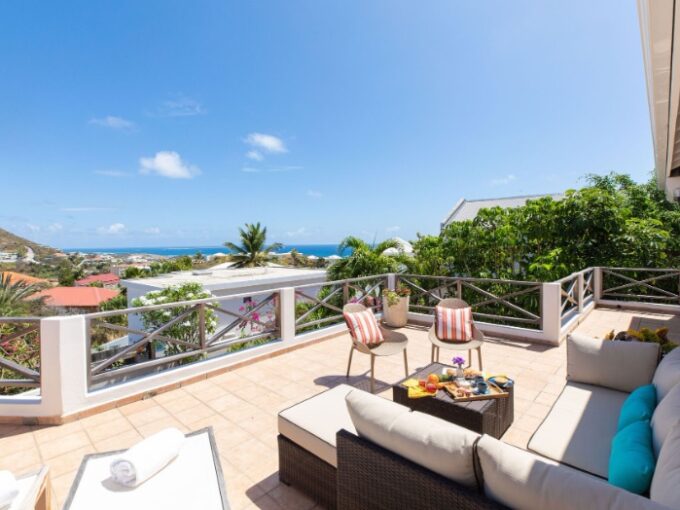 villa-vista-mare-in-dawn-beach-estates-sint-maarten-ushombi