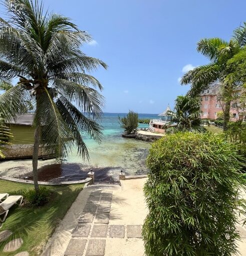 crystal-cove-beach-front-3br-townhouse-ocho-rios-jamaica-ushombi