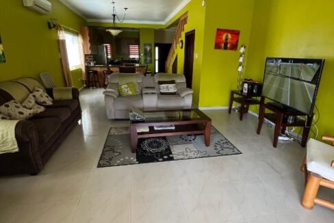 crystal-cove-beach-front-3br-townhouse-ocho-rios-jamaica-ushombi-8