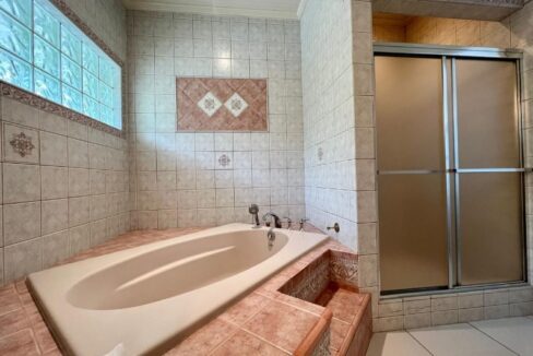 beachfront-spanish-wells-3br-home-spanish-wells-ele-bahamas-ushombi-10