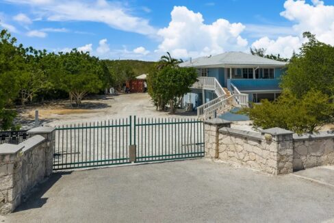 new-castle-manor-in-turks-and-caicos-discovery-bay-providenciales-turks-and-caicos-ushombi-5