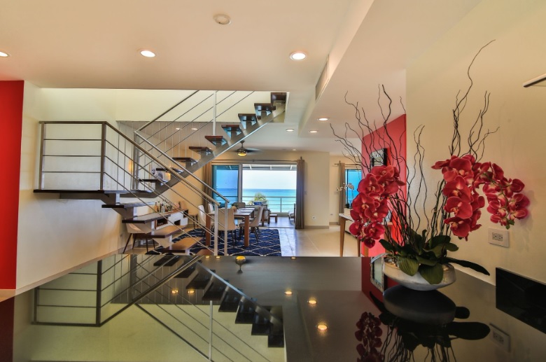 simpson-bay-beachfront-penthouse-simpson-bay-le-papillon-residence-sint-maarten-ushombi