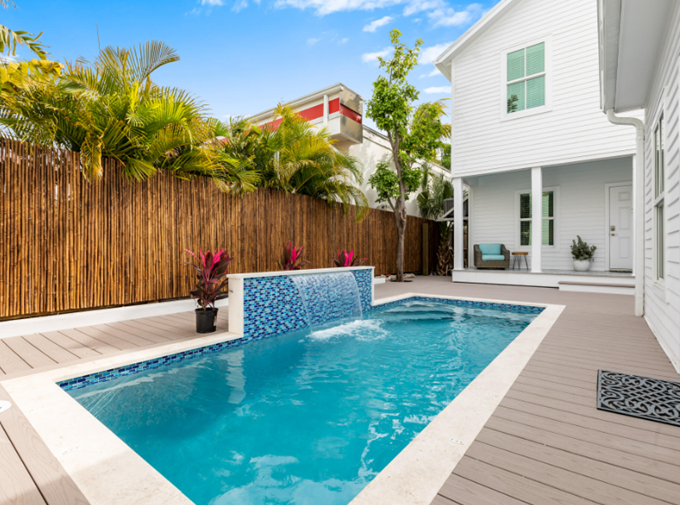 key-west-newly-renovated-6br-triplex-key-west-florida-united-states-ushombi