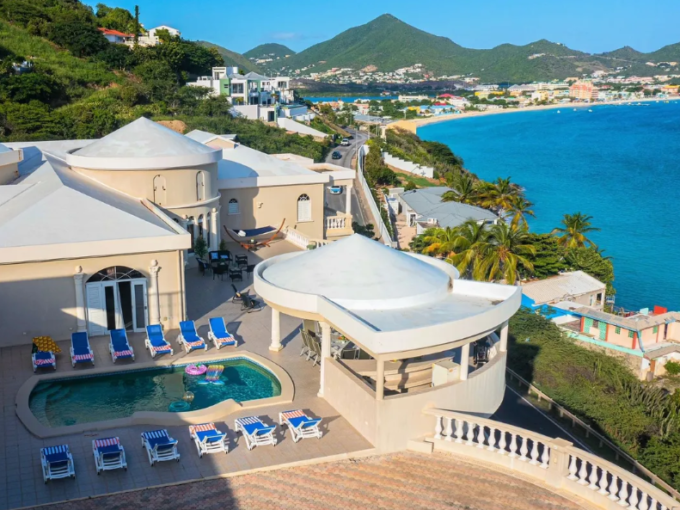 villa-kimon-in-sint-maarten-great-bay-sint-maarten-ushombi