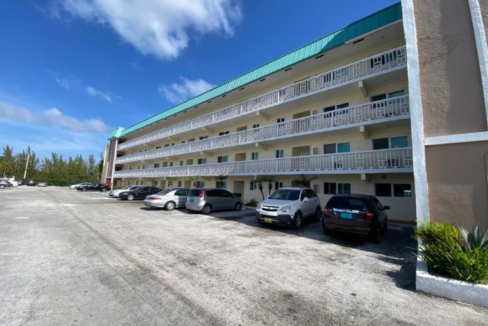 cove-house-2br-unit-near-beach-freeport-grand-bahama-bahamas-ushombi-1