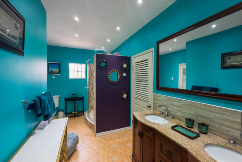 may-pen-5br-home-in-jamaica-may-pen-clarendon-jamaica-ushombi-12