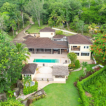 walders-run-beautiful-5br-jamaican-villa-montego-bay-jamaica-ushombi