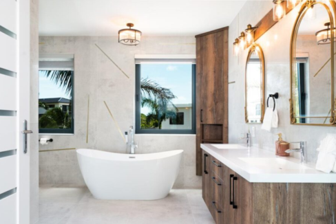 beachfront-exquisite-4br-horizon-villa-chalk-sound-turks-and-caicos-ushombi-8