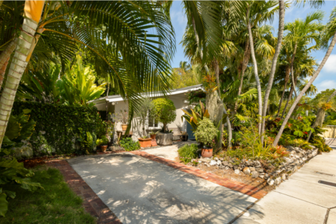 key-west-cornor-lot-beautiful-3br-home-key-west-florida-ushombi-1