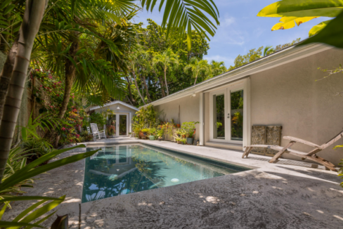 key-west-cornor-lot-beautiful-3br-home-key-west-florida-ushombi-12