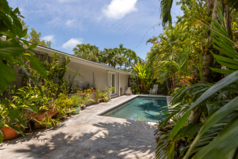 key-west-cornor-lot-beautiful-3br-home-key-west-florida-ushombi-4