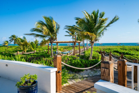 northwest-point-resort-1br-condo-northwest-point-turks-and-caicos-ushombi-1