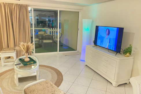 sapphire-beach-club-resort-1br-condo-cupecoy-sint-maarten-ushombi-2