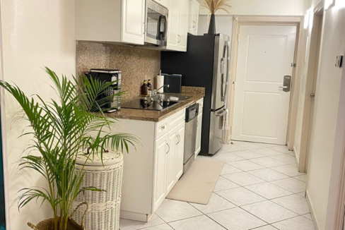 sapphire-beach-club-resort-1br-condo-cupecoy-sint-maarten-ushombi-7