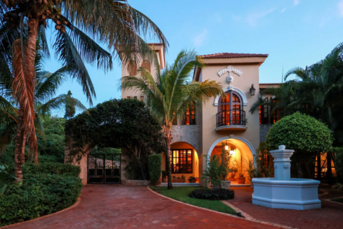 elegant-casa-leona-in-puerto-aventuras-puerto-aventuras-mexico-ushombi-1