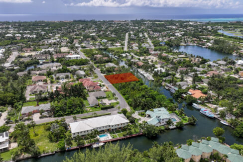 omega-bay-canal-front-quarter-acre-lot-cayman-islands-ushombi-3