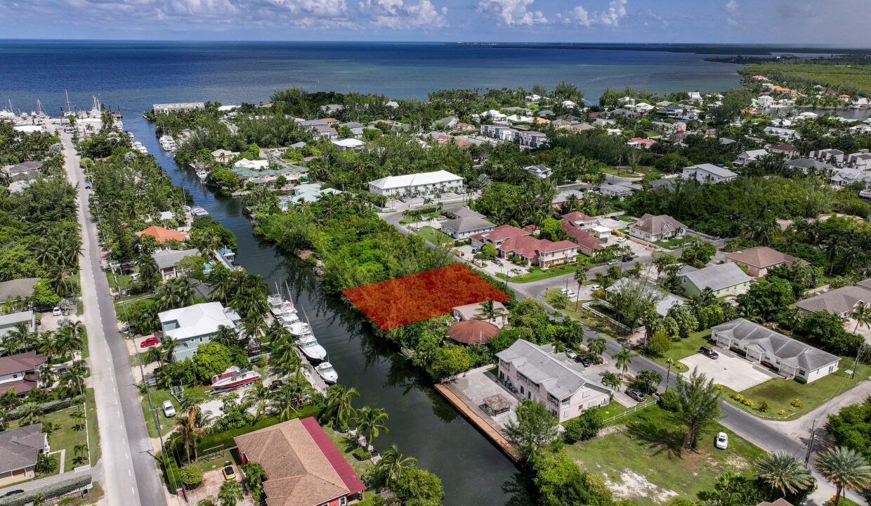 omega-bay-canal-front-quarter-acre-lot-cayman-islands-ushombi-5