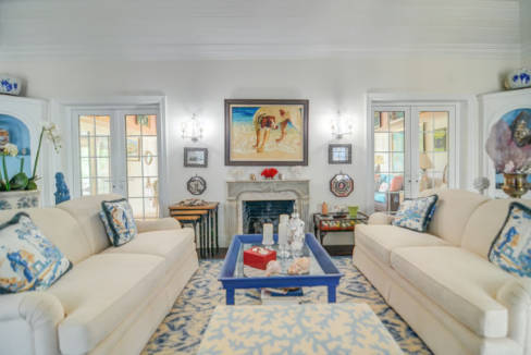 a-little-southern-comfort-nassau-bahamas-ushombi-6