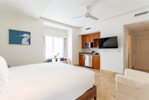 windsong-resort-2br-beachfront-condo-turks-and-caicos-ushombi-8