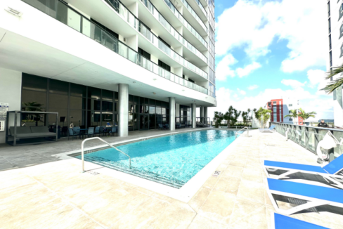 canvas-condo-2br-in-downtown-miami-miami-florida-ushombi-1