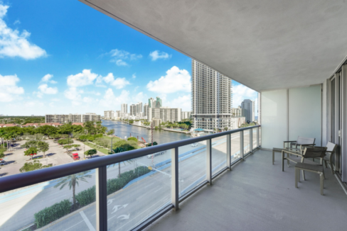 the-beachwalk-resort-2br-turnkey-unit-hallandale-beach-florida-ushombi-1