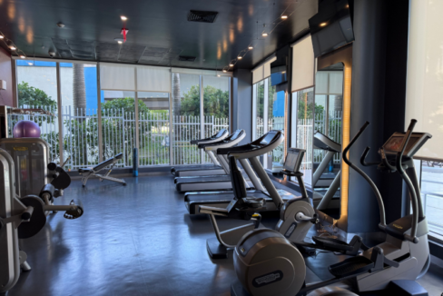 the-beachwalk-resort-2br-turnkey-unit-hallandale-beach-florida-ushombi-8