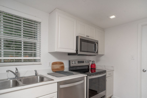 waterways-cayman-islands-3br-condo-seven-mile-corridor-cayman-islands-ushombi-8