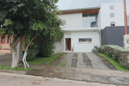 agua-clara-modern-3br-home-san-jose-costa-rica-ushombi-1