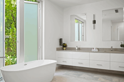 pure-water-villa-in-turks-and-caicos-leeward-turks-and-caicos-ushombi-8