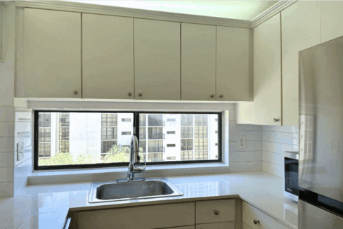 sunny-isles-beach-1br-remodeled-condo-sunny-isles-beach-florida-ushombi-4