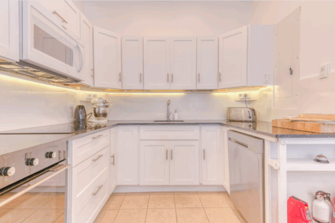point-pirouette-elegant-2br-townhouse-point-pirouette-sint-maarten-ushombi-4