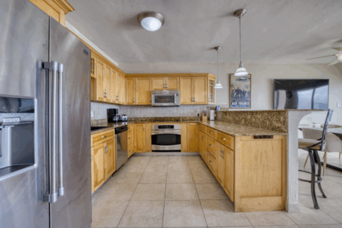 rainbow-beach-club-2br-oceanview-condo-cupcoy-sint-maarten-ushombi-3