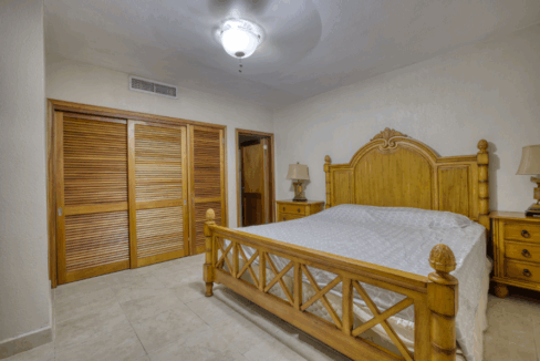 rainbow-beach-club-2br-oceanview-condo-cupcoy-sint-maarten-ushombi-5