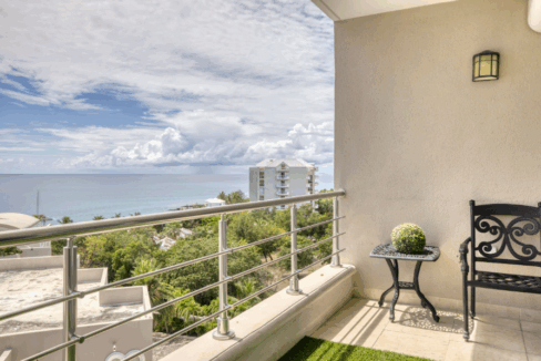 rainbow-beach-club-2br-oceanview-condo-cupcoy-sint-maarten-ushombi-7